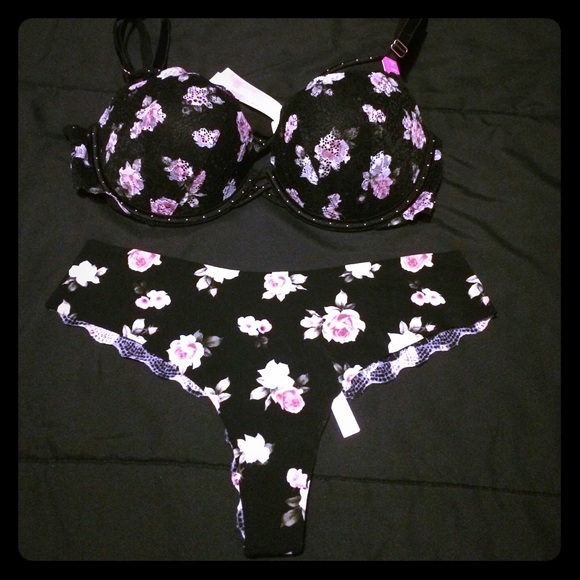 PINK Victoria's Secret Other - Victoria’s Secret PINK.